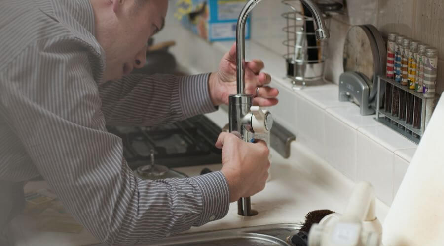 Local tankless water heater installation in Iron City, TN